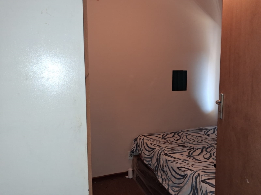 To Let 2 Bedroom Property for Rent in Quigney Eastern Cape